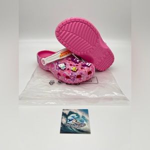 NEW Crocs Classic Clog Hello Kitty and Friends *208527-680* Women’s Size 7-9W